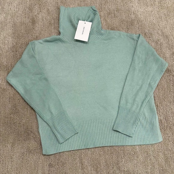 Noli Shop monochromatic sweater and vegan leather pants set. New with tags. - Picture 3 of 5